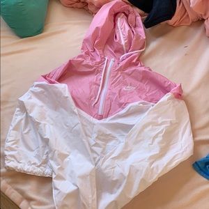 Cropped Nike wind breaker